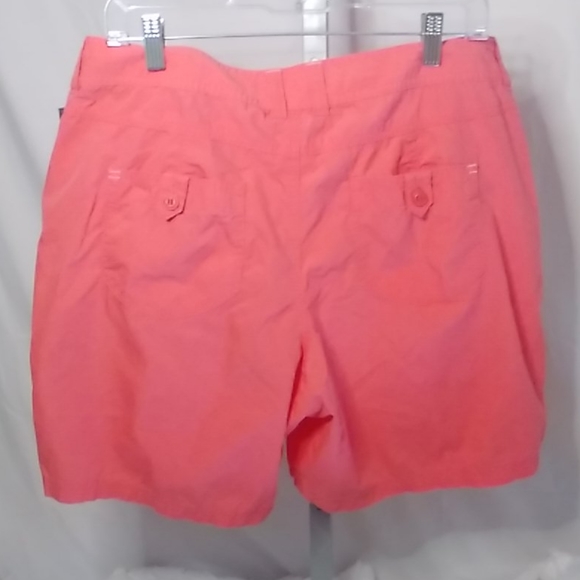 L.L. Bean adjustable length shorts - Picture 2 of 6